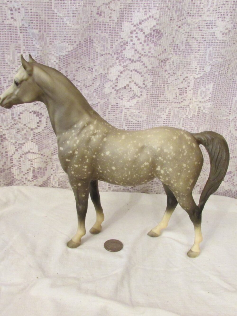 Breyer Proud Arabian Mare Horse Signed by Peter Stone in 1987 - Picture 9 of 15
